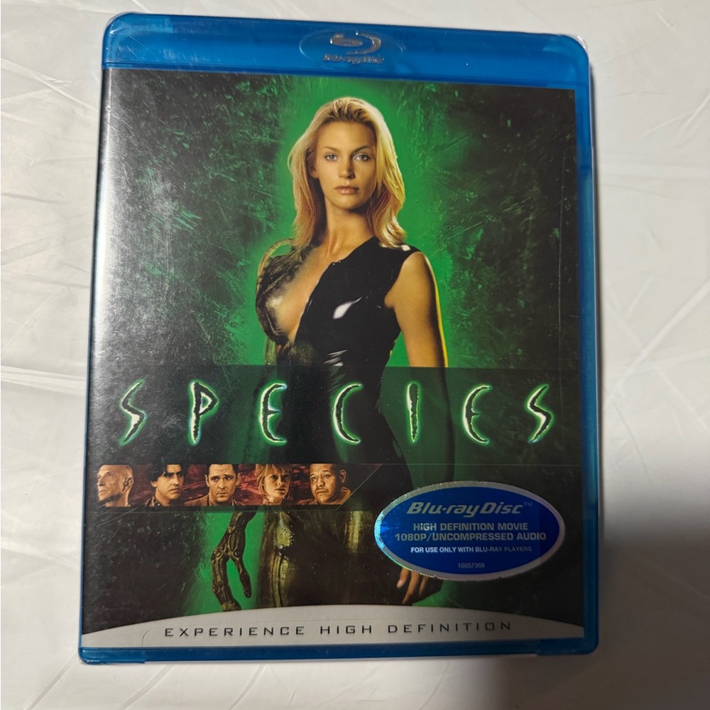 Species (Blu-ray Disc) - Green Cover
